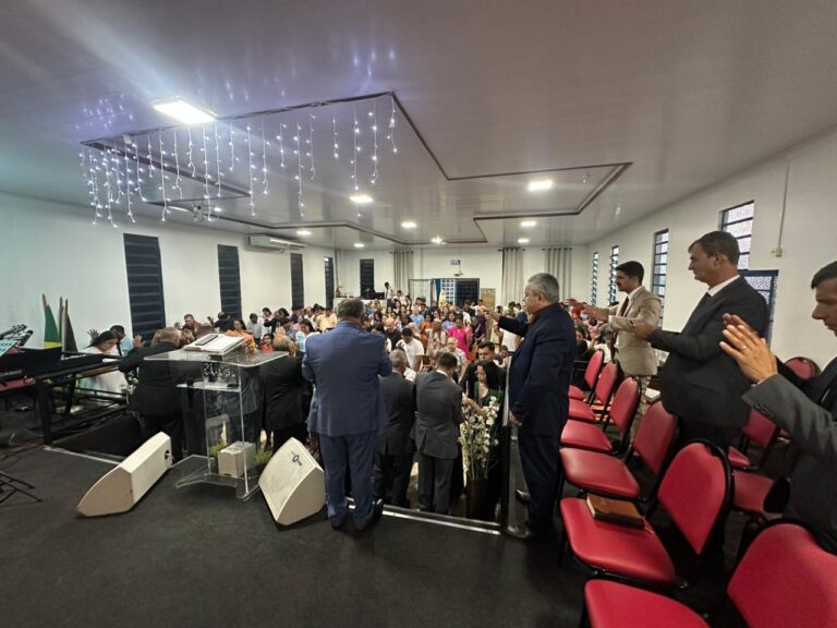 IBC Salém de Panambi celebra o Culto da Virada.