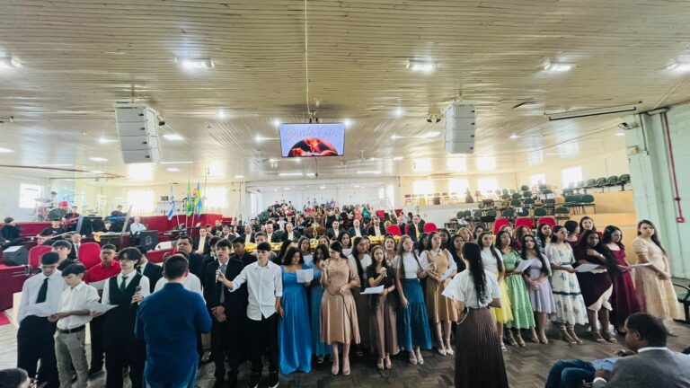 Alunos do JoseC participam de final de semana com intensas atividades no Centro de Eventos Batista