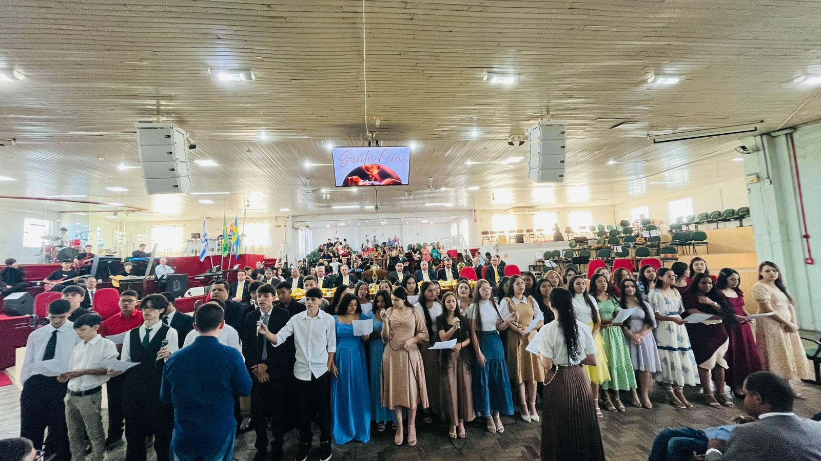 Alunos do JoseC participam de final de semana com intensas atividades no Centro de Eventos Batista